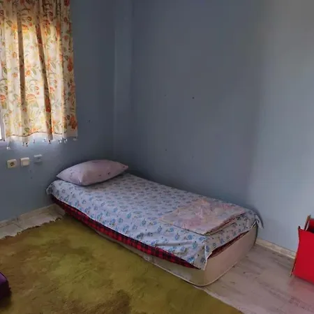 Yemyesil Tertemiz Havali Koey Evi 3* Bornova